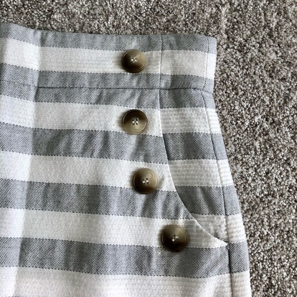 LOFT pencil skirt, gray and white, size 2 - Picture 4 of 7